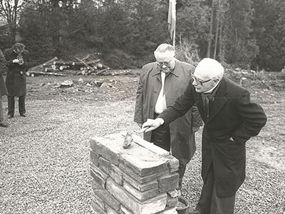 1er pierre de la fondation Chaidron-Guisset